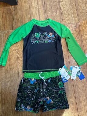 Boys Minecraft Kids Black & Green Rash Guard Swim Set Size 4 NWT